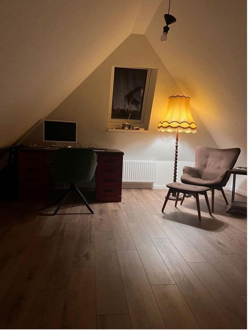 Predaj domu 128 m², pozemek 460 m², Ahrensburg, Šlezvicko-Holštajnsko Predaj domu 128 m², pozemek 460 m², Ahrensburg, Šlezvicko-Holštajnsko