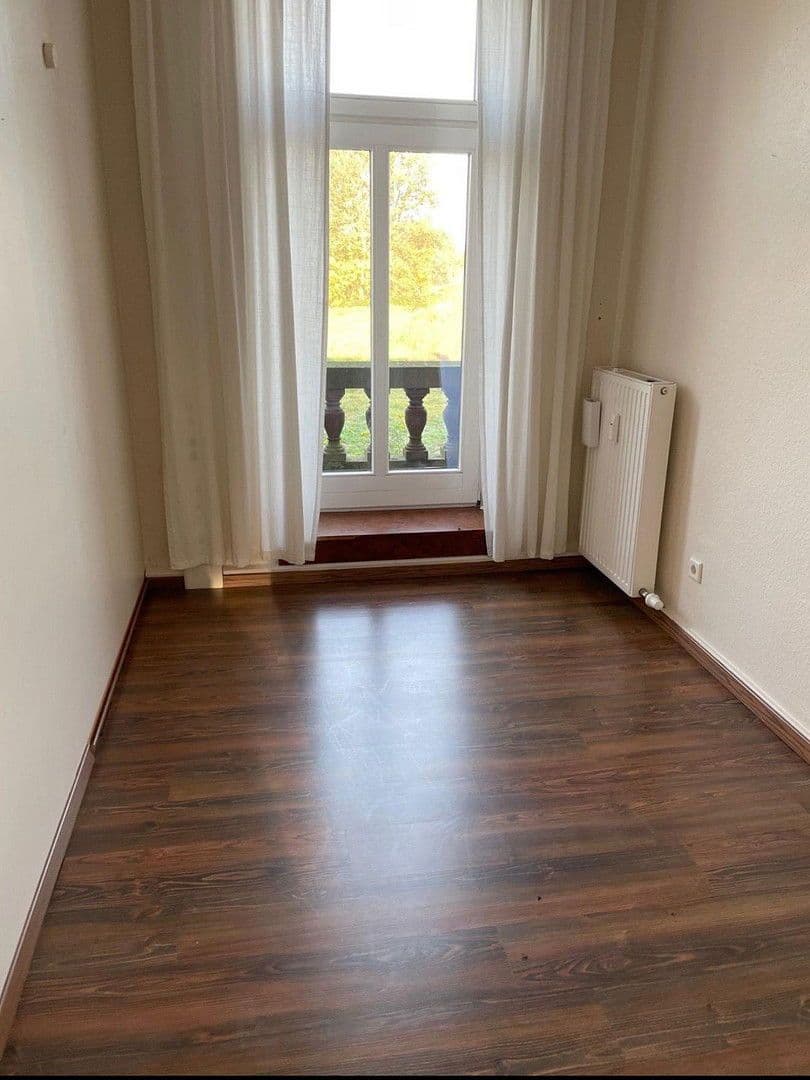 Prenájom kancelárie 156 m², Oberbenrader strasse 51, Krefeld, Severné Porýnie - Westfálsko Prenájom kancelárie 156 m², Oberbenrader strasse 51, Krefeld, Severné Porýnie - Westfálsko