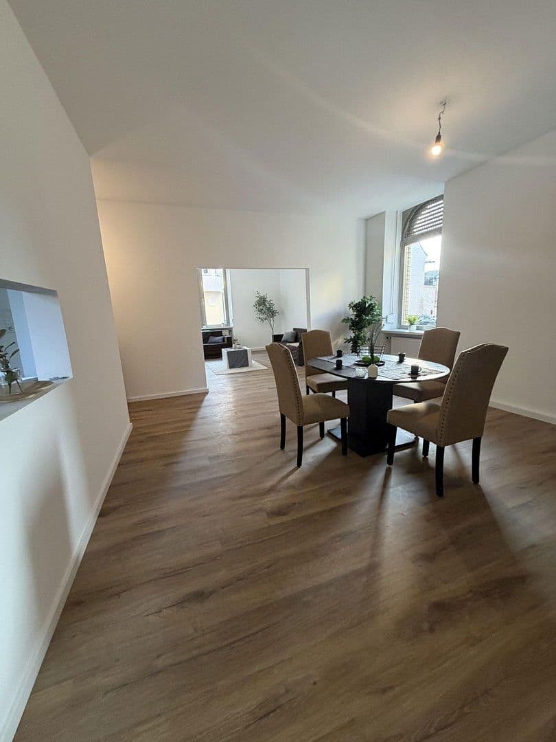 Predaj bytu 5-izbový 135 m², Mattestr, Besigheim, Bádensko-Wurttembersko Predaj bytu 5-izbový 135 m², Mattestr, Besigheim, Bádensko-Wurttembersko