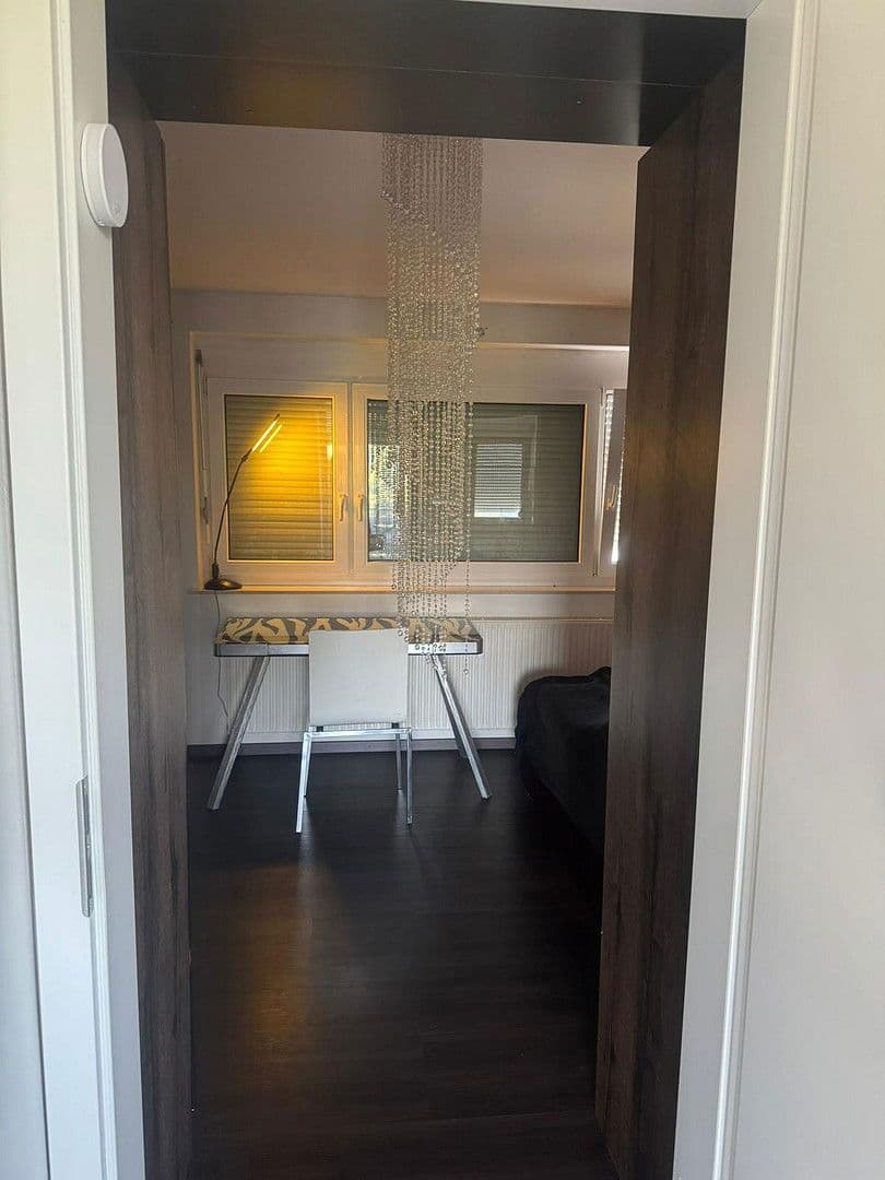 Prenájom bytu 3-izbový 80 m², Kansasstrase, Kornwestheim, Bádensko-Wurttembersko Prenájom bytu 3-izbový 80 m², Kansasstrase, Kornwestheim, Bádensko-Wurttembersko