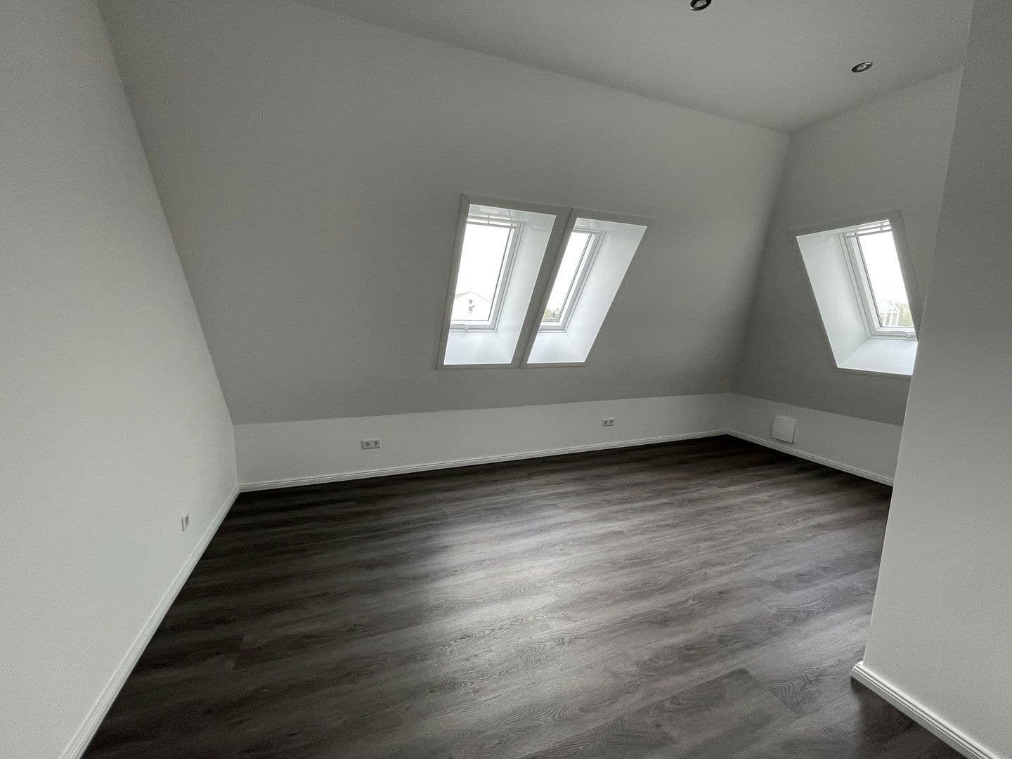 Prenájom bytu 3-izbový 82 m², Uphuser Heerstr. 92, Achim, Dolné Sasko Prenájom bytu 3-izbový 82 m², Uphuser Heerstr. 92, Achim, Dolné Sasko