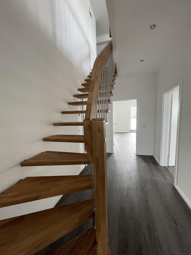 Prenájom bytu 3-izbový 82 m², Uphuser Heerstr. 92, Achim, Dolné Sasko Prenájom bytu 3-izbový 82 m², Uphuser Heerstr. 92, Achim, Dolné Sasko