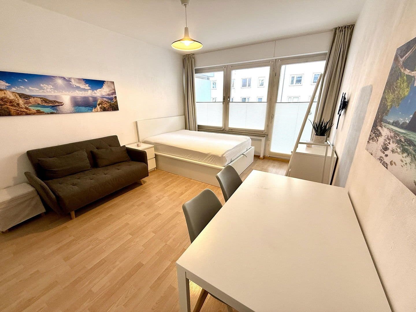 Prenájom bytu 1-izbový 28 m², München, Bavorsko Prenájom bytu 1-izbový 28 m², München, Bavorsko