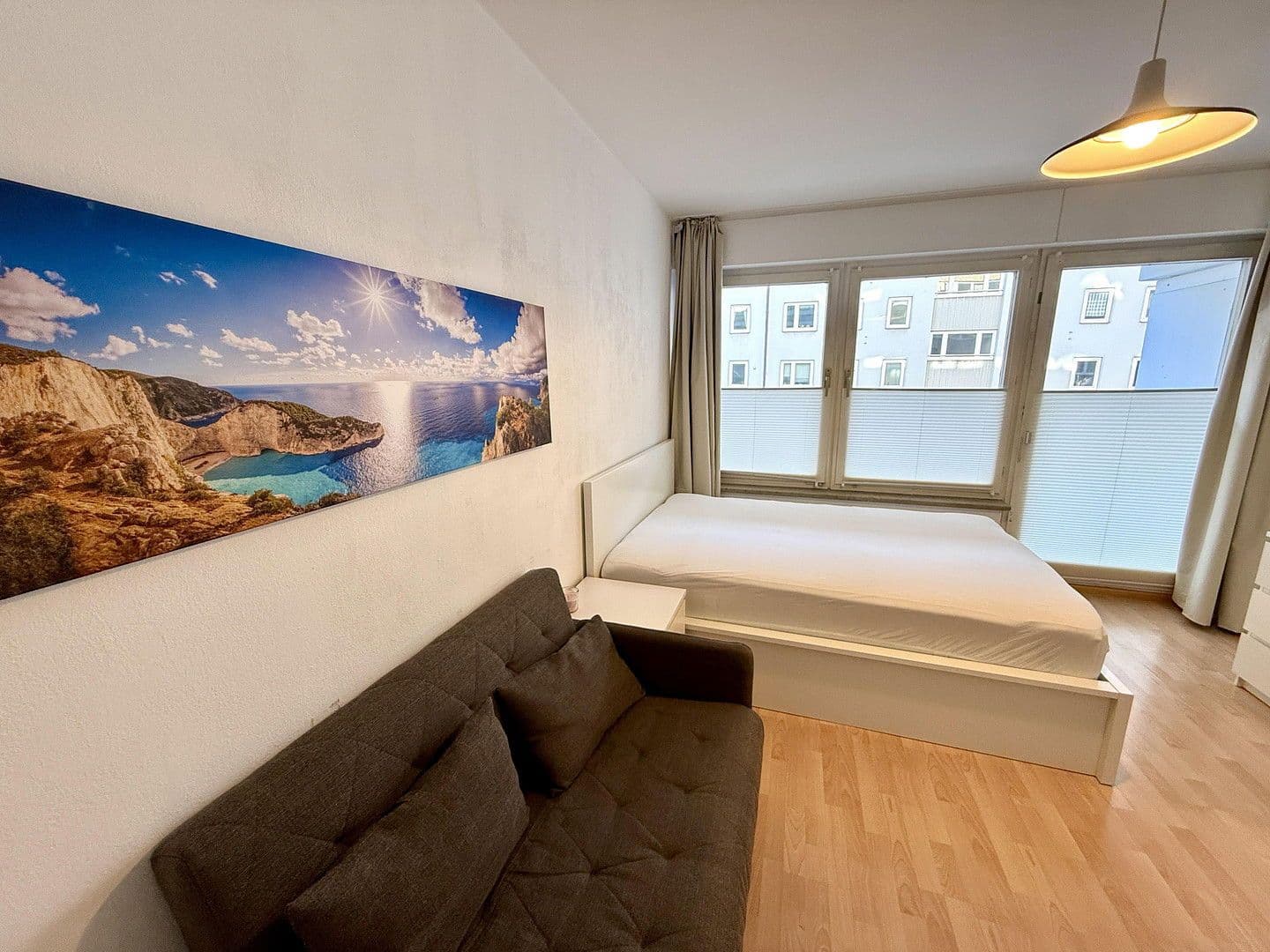 Prenájom bytu 1-izbový 28 m², München, Bavorsko Prenájom bytu 1-izbový 28 m², München, Bavorsko