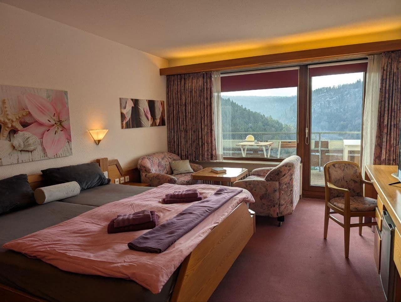 Prenájom bytu 1-izbový 37 m², Hölderlinstraße 1, Bad Liebenzell, Bádensko-Wurttembersko Prenájom bytu 1-izbový 37 m², Hölderlinstraße 1, Bad Liebenzell, Bádensko-Wurttembersko