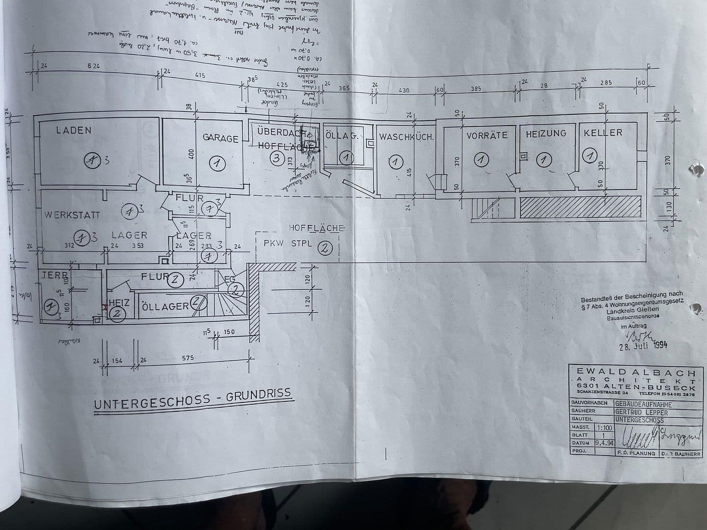 Predaj domu 280 m², pozemek 390 m², Großen-Busecker Str. 17, Buseck, Hesensko Predaj domu 280 m², pozemek 390 m², Großen-Busecker Str. 17, Buseck, Hesensko