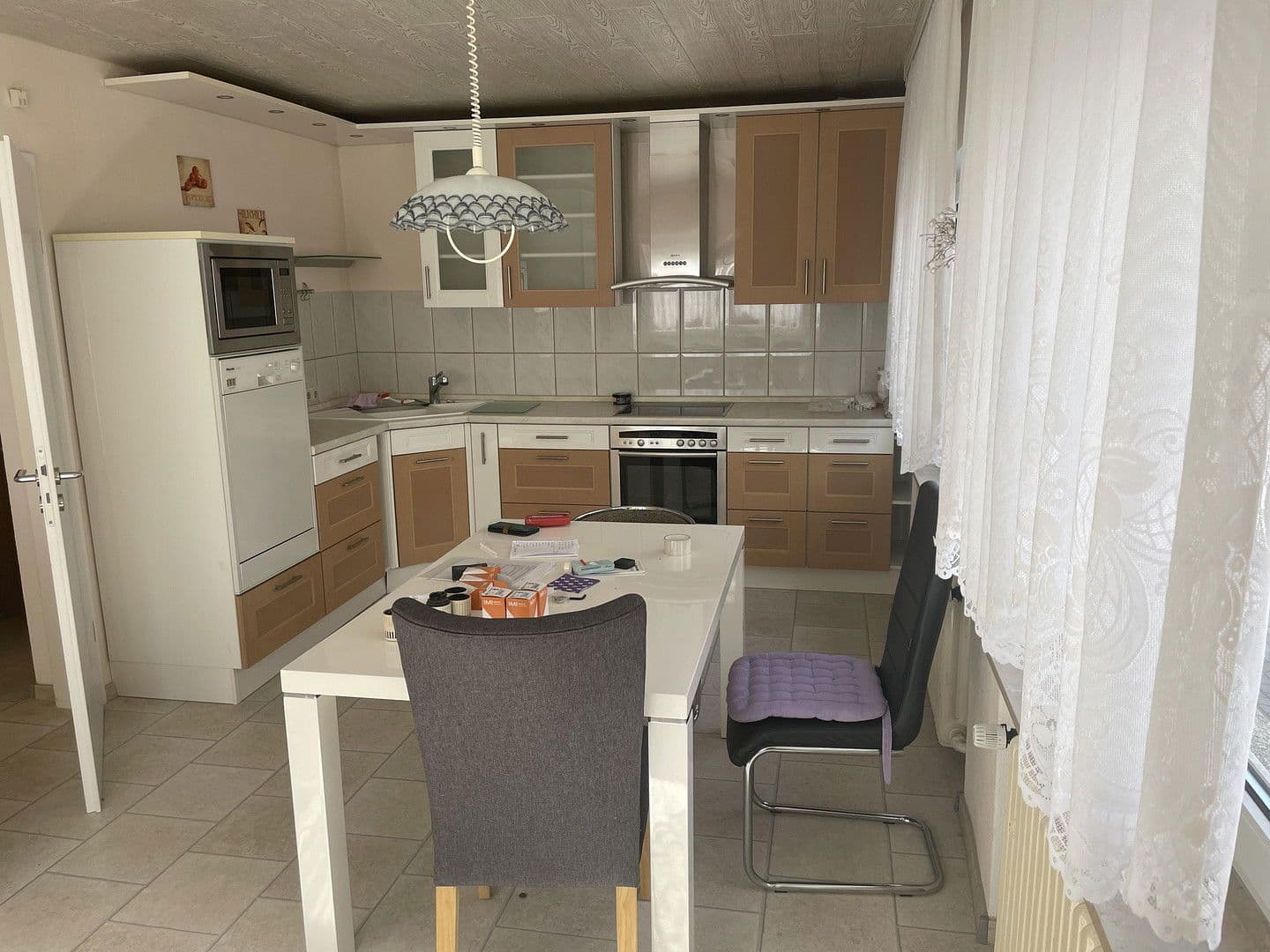 Predaj domu 280 m², pozemek 390 m², Großen-Busecker Str. 17, Buseck, Hesensko Predaj domu 280 m², pozemek 390 m², Großen-Busecker Str. 17, Buseck, Hesensko