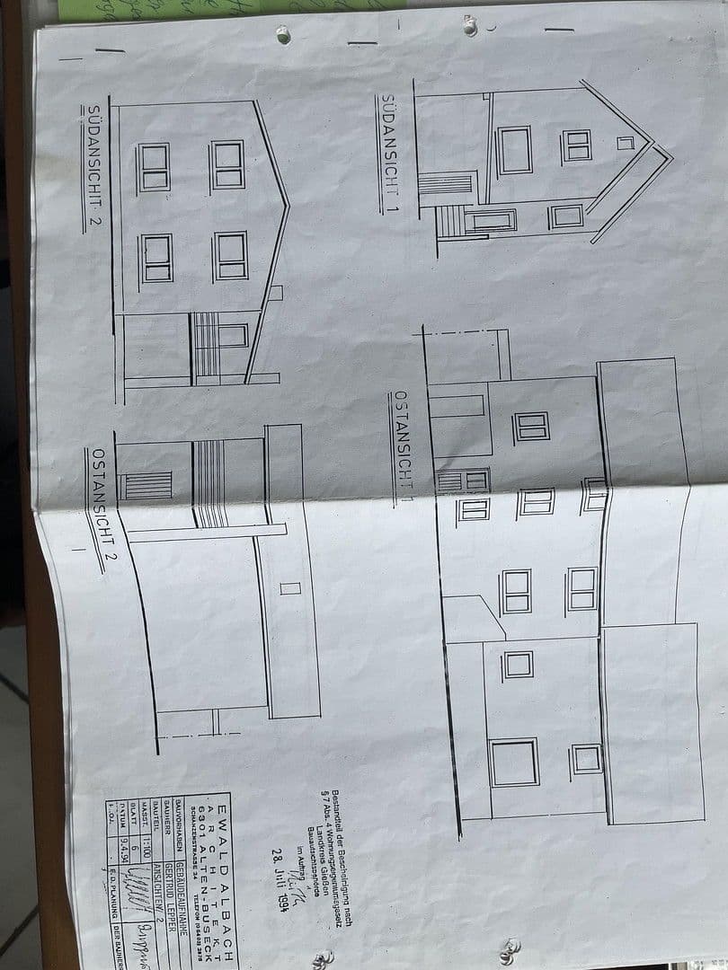 Predaj domu 280 m², pozemek 390 m², Großen-Busecker Str. 17, Buseck, Hesensko Predaj domu 280 m², pozemek 390 m², Großen-Busecker Str. 17, Buseck, Hesensko