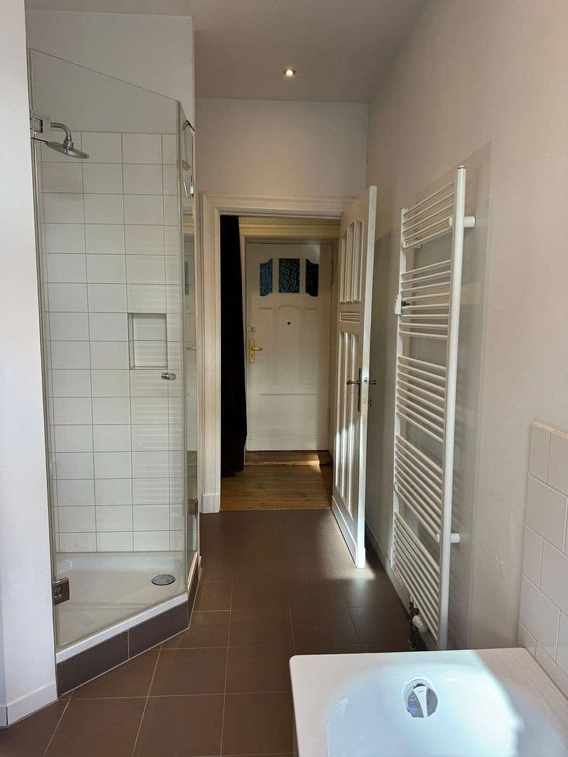 Predaj bytu 4-izbový 105 m², Kienitzer Str. 111, Berlin, Berlín Predaj bytu 4-izbový 105 m², Kienitzer Str. 111, Berlin, Berlín