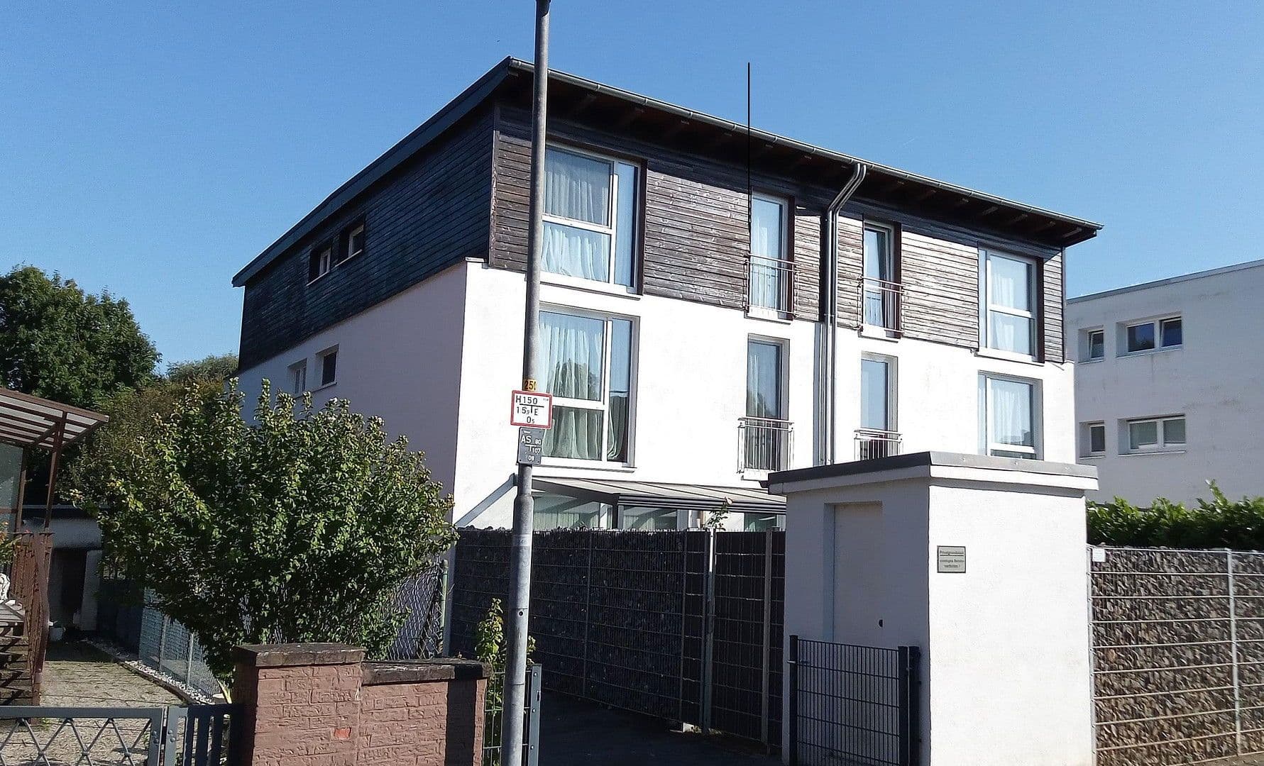 Predaj domu 136 m², pozemek 250 m², Ratingen, Severné Porýnie - Westfálsko Predaj domu 136 m², pozemek 250 m², Ratingen, Severné Porýnie - Westfálsko