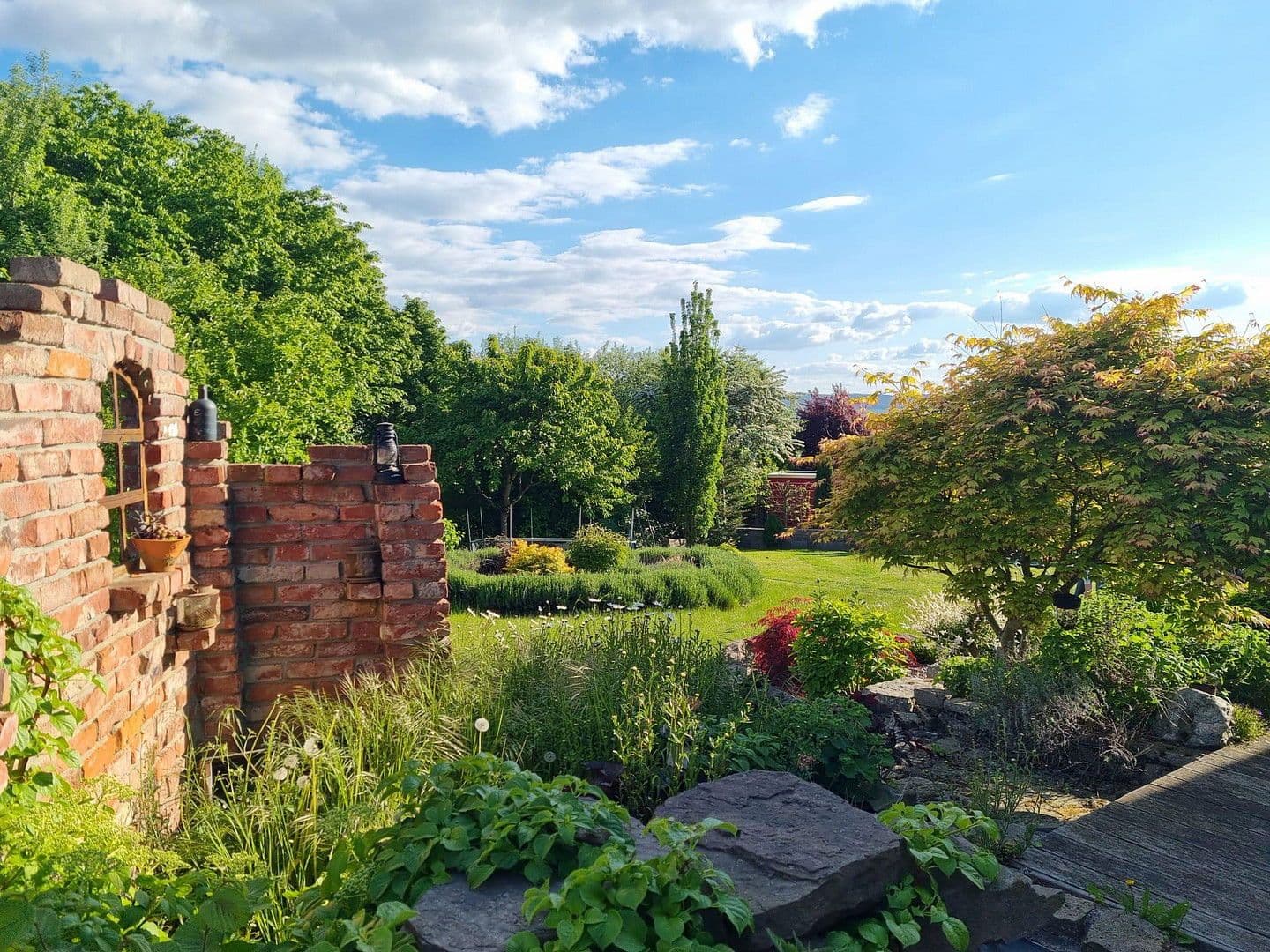 Predaj domu 273 m², pozemek 655 m², Einbeck, Dolné Sasko Predaj domu 273 m², pozemek 655 m², Einbeck, Dolné Sasko