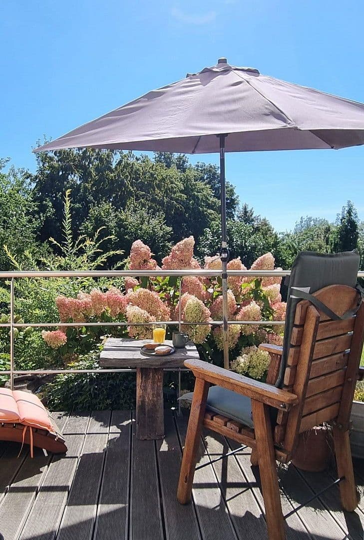 Predaj domu 273 m², pozemek 655 m², Einbeck, Dolné Sasko Predaj domu 273 m², pozemek 655 m², Einbeck, Dolné Sasko