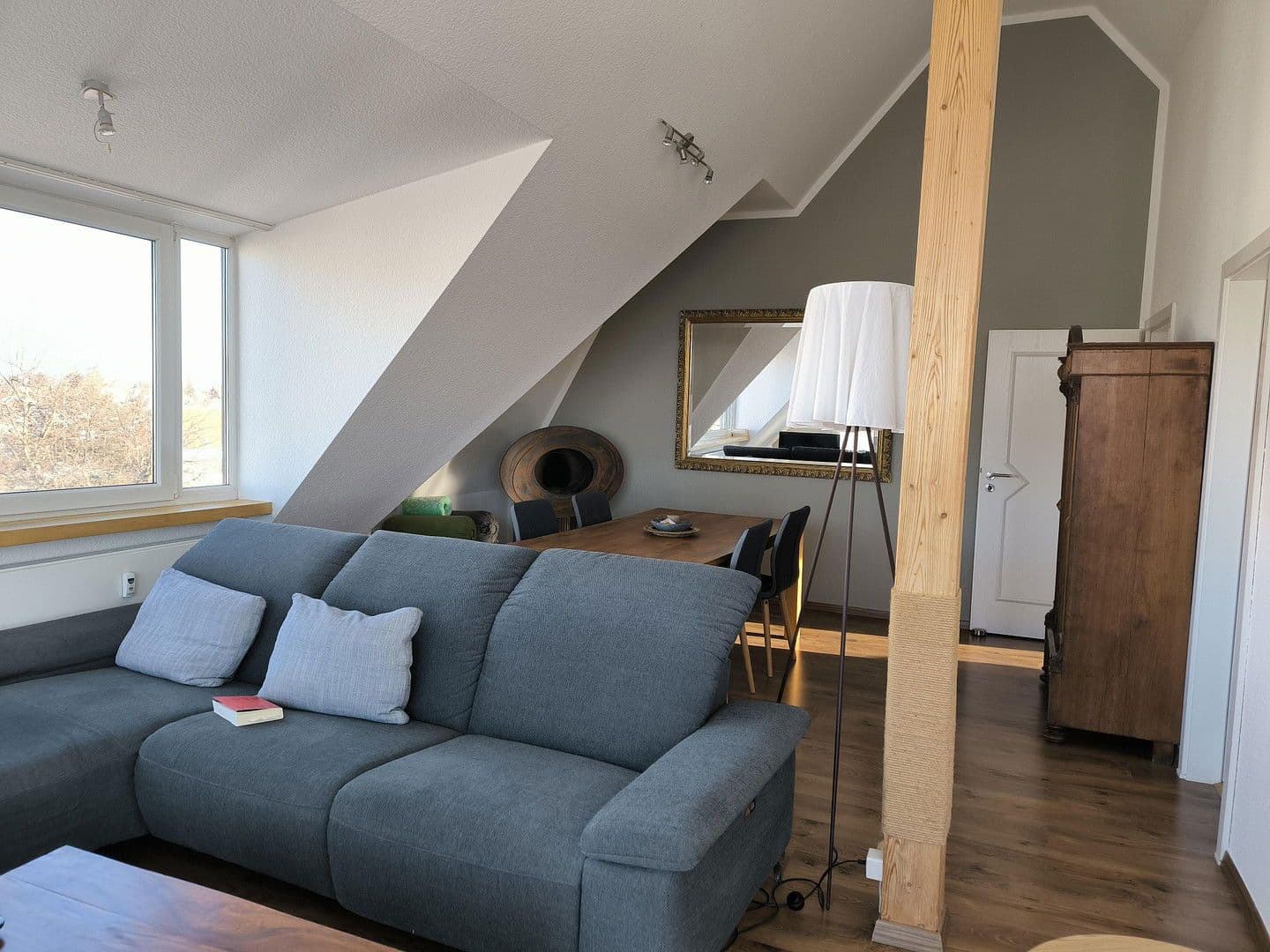 Prenájom bytu 2-izbový 65 m², Markkleeberg, Sasko Prenájom bytu 2-izbový 65 m², Markkleeberg, Sasko