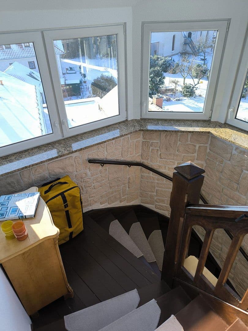 Prenájom bytu 2-izbový 65 m², Markkleeberg, Sasko Prenájom bytu 2-izbový 65 m², Markkleeberg, Sasko