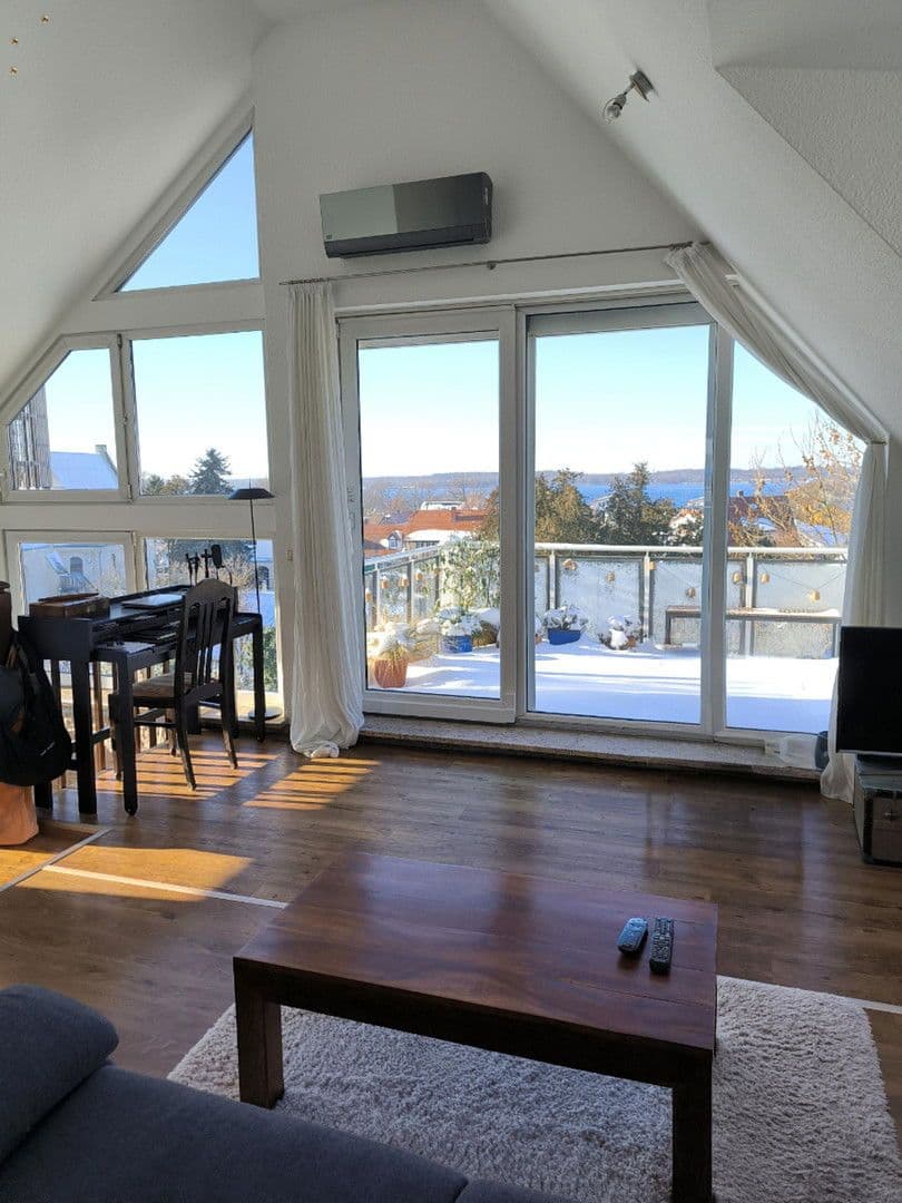 Prenájom bytu 2-izbový 65 m², Markkleeberg, Sasko Prenájom bytu 2-izbový 65 m², Markkleeberg, Sasko