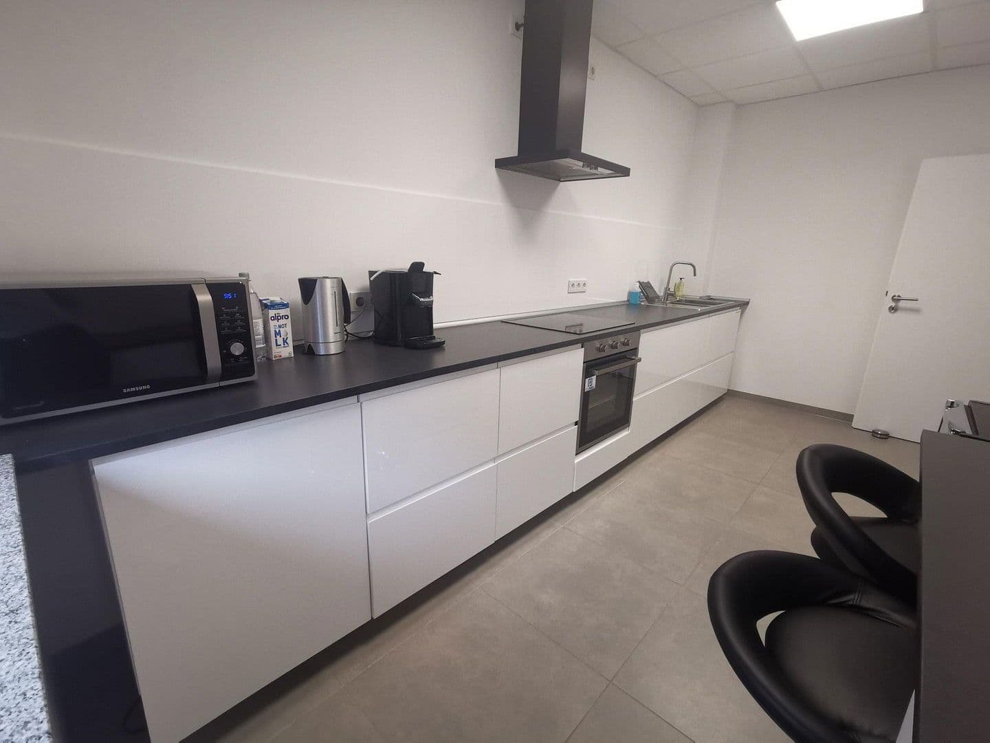 Prenájom kancelárie 137 m², Hadamar, Hesensko Prenájom kancelárie 137 m², Hadamar, Hesensko