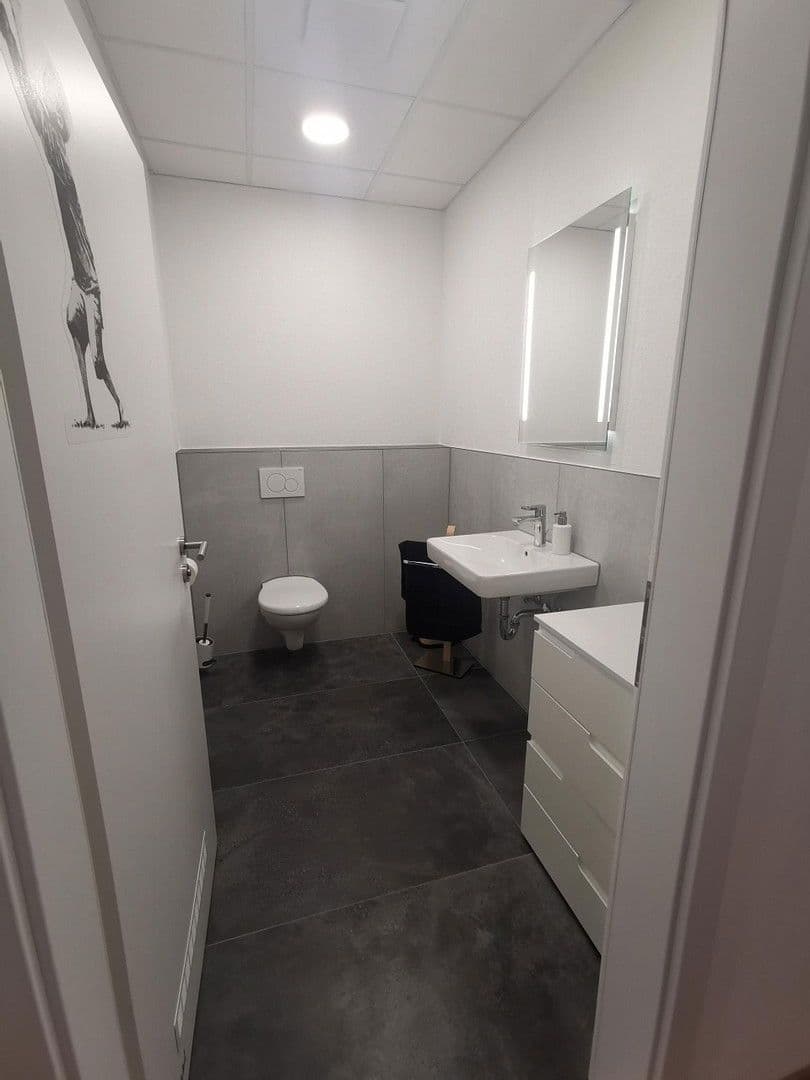 Prenájom kancelárie 137 m², Hadamar, Hesensko Prenájom kancelárie 137 m², Hadamar, Hesensko