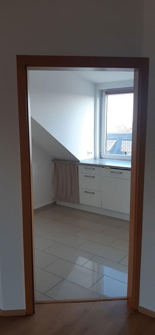 Prenájom bytu 2-izbový 68 m², Gärtnerstr. 24-26, Duisburg, Severné Porýnie - Westfálsko Prenájom bytu 2-izbový 68 m², Gärtnerstr. 24-26, Duisburg, Severné Porýnie - Westfálsko