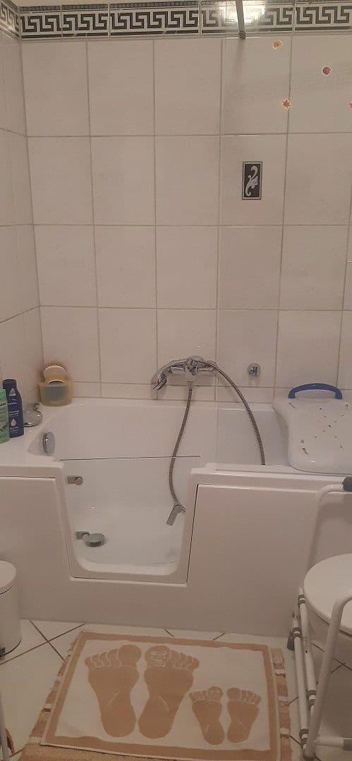 Prenájom bytu 2-izbový 68 m², Gärtnerstr. 24-26, Duisburg, Severné Porýnie - Westfálsko Prenájom bytu 2-izbový 68 m², Gärtnerstr. 24-26, Duisburg, Severné Porýnie - Westfálsko