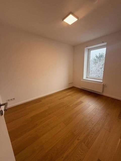 Prenájom bytu 3-izbový 91 m², Schumannstr. 15, Nienburg/Weser, Dolné Sasko Prenájom bytu 3-izbový 91 m², Schumannstr. 15, Nienburg/Weser, Dolné Sasko