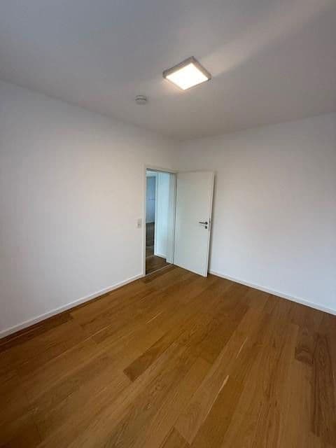 Prenájom bytu 3-izbový 91 m², Schumannstr. 15, Nienburg/Weser, Dolné Sasko Prenájom bytu 3-izbový 91 m², Schumannstr. 15, Nienburg/Weser, Dolné Sasko