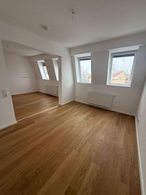 Prenájom bytu 3-izbový 91 m², Schumannstr. 15, Nienburg/Weser, Dolné Sasko Prenájom bytu 3-izbový 91 m², Schumannstr. 15, Nienburg/Weser, Dolné Sasko