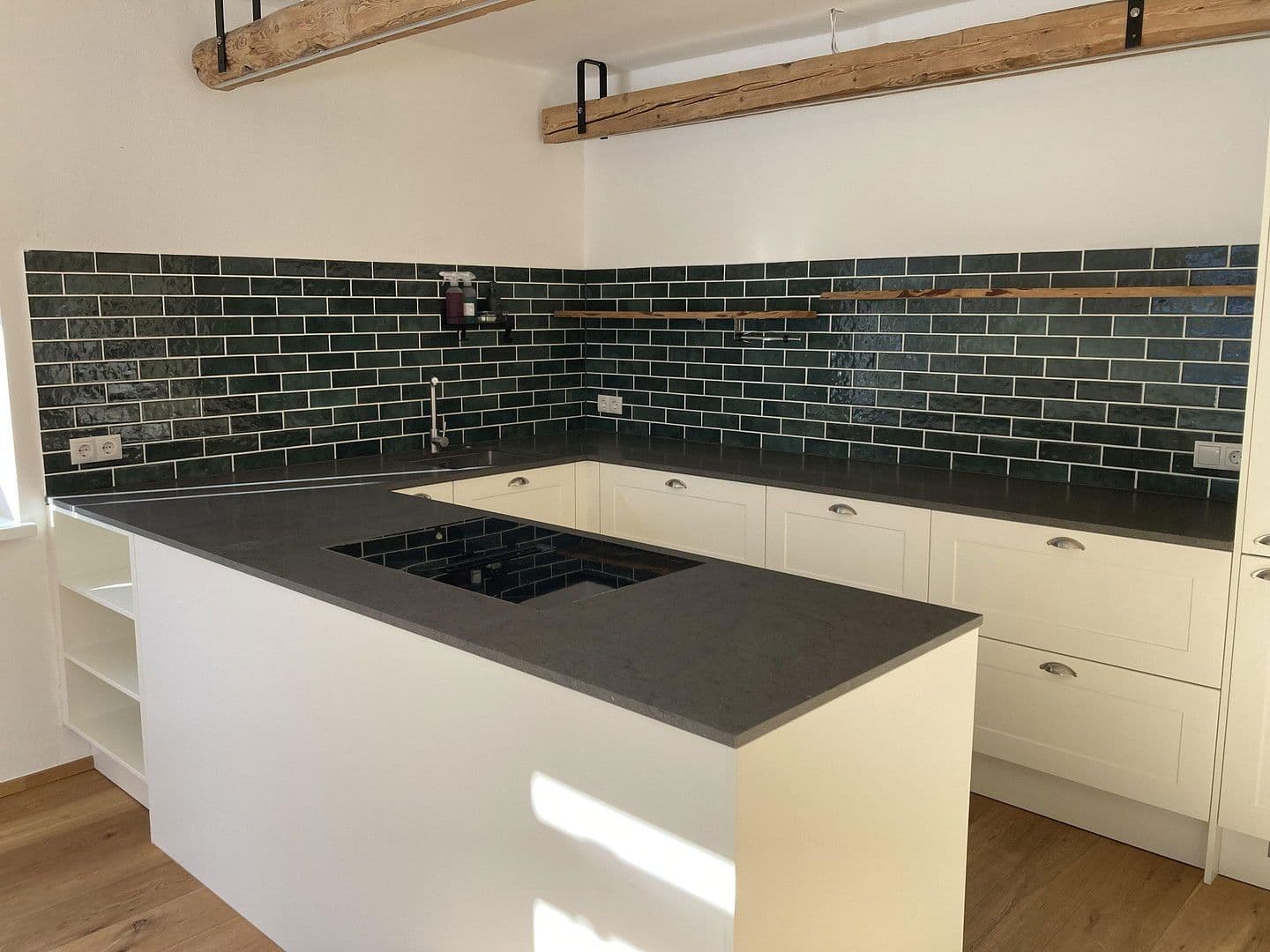 Predaj bytu 4-izbový 94 m², Ötztal Bahnhof, Tirolsko Predaj bytu 4-izbový 94 m², Ötztal Bahnhof, Tirolsko