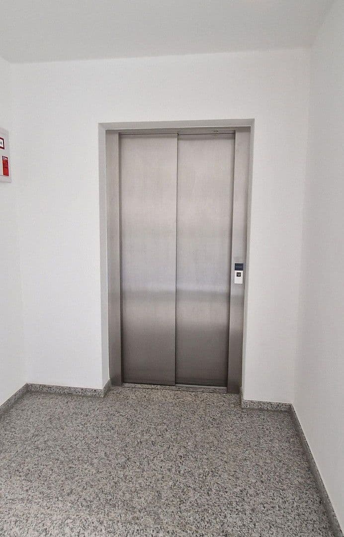 Predaj bytu 3-izbový 100 m², Bruchsal, Bádensko-Wurttembersko Predaj bytu 3-izbový 100 m², Bruchsal, Bádensko-Wurttembersko