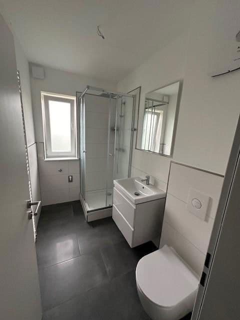 Prenájom bytu 3-izbový 69 m², Hirschberger Str. 3, Rehburg-Loccum, Dolné Sasko Prenájom bytu 3-izbový 69 m², Hirschberger Str. 3, Rehburg-Loccum, Dolné Sasko