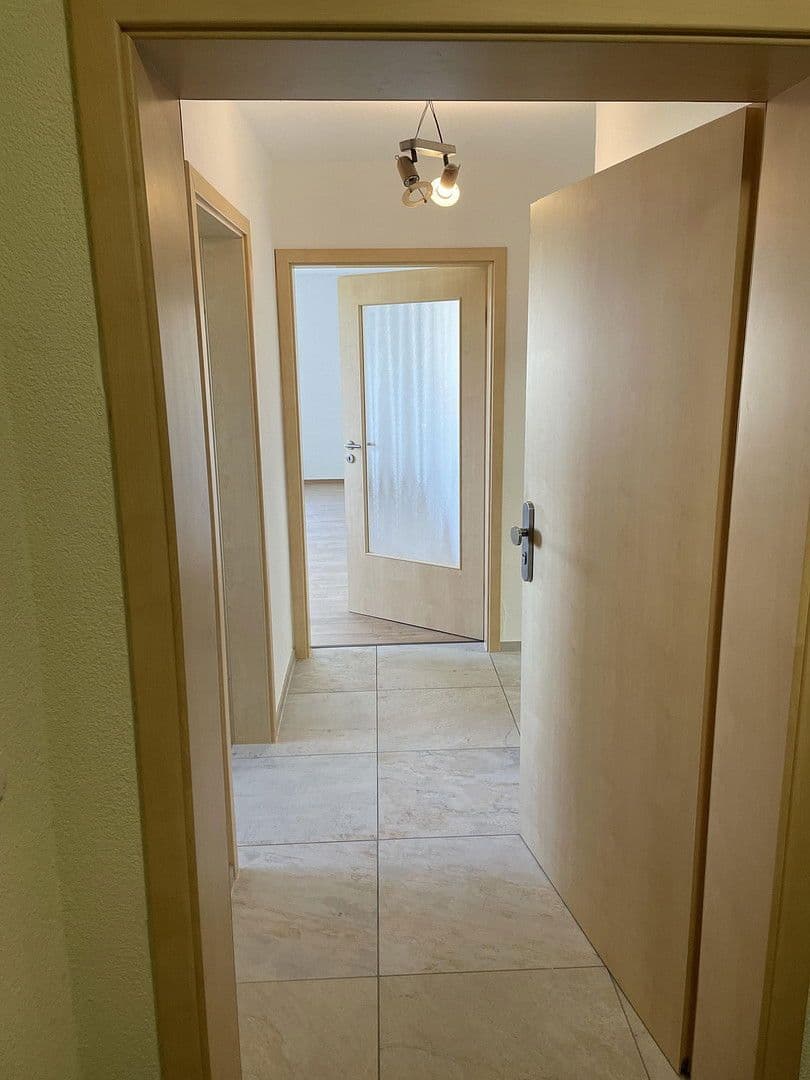 Prenájom bytu 2-izbový 57 m², Obrigheim, Bádensko-Wurttembersko Prenájom bytu 2-izbový 57 m², Obrigheim, Bádensko-Wurttembersko