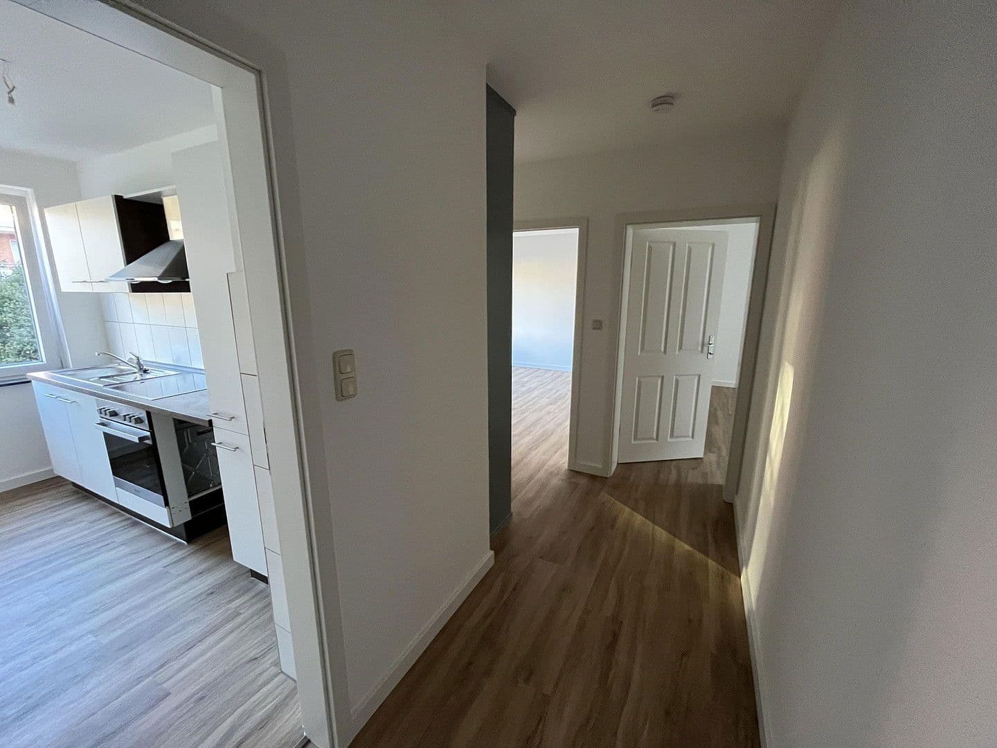 Prenájom bytu 2-izbový 57 m², Lübeck, Šlezvicko-Holštajnsko Prenájom bytu 2-izbový 57 m², Lübeck, Šlezvicko-Holštajnsko