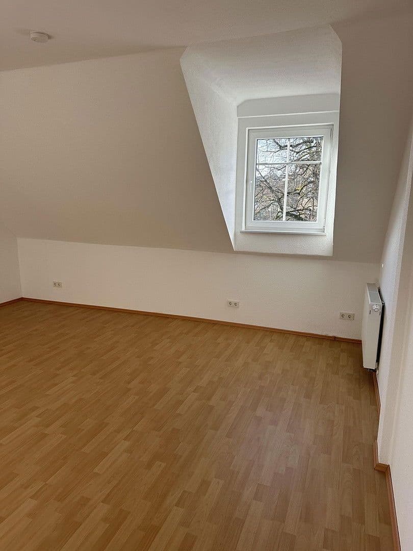 Prenájom bytu 2-izbový 105 m², Kirchstraße 2, Saarbrücken, Sársko Prenájom bytu 2-izbový 105 m², Kirchstraße 2, Saarbrücken, Sársko
