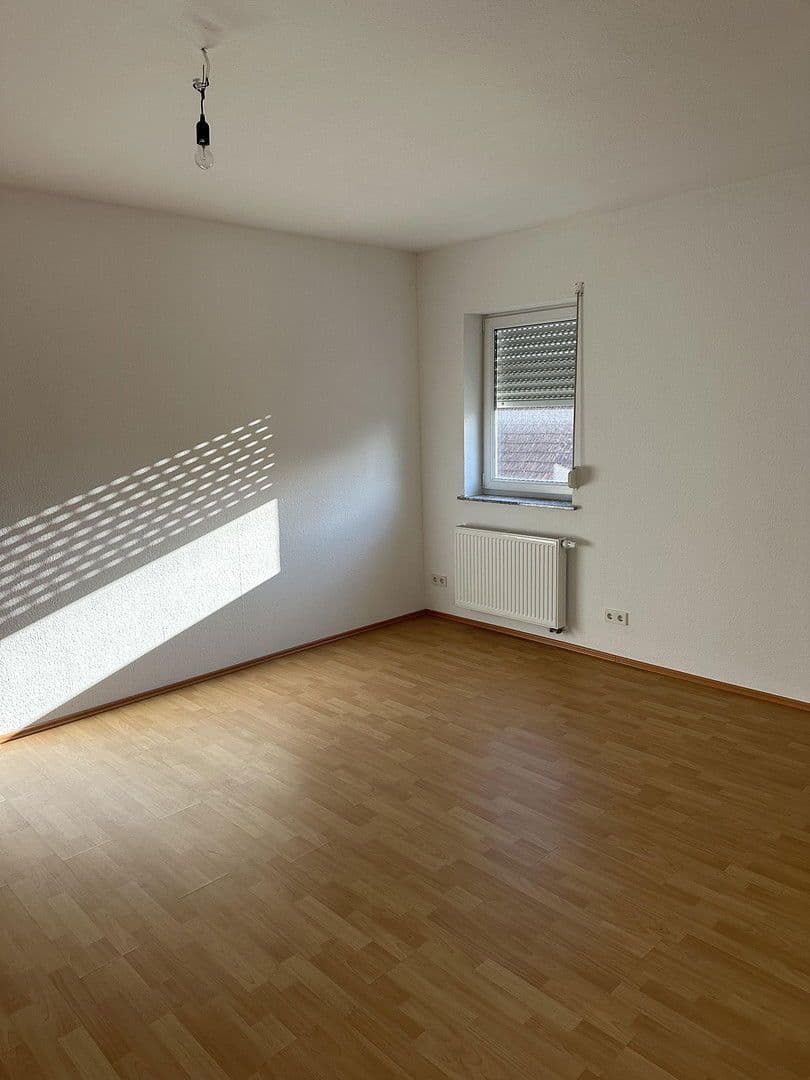 Prenájom bytu 2-izbový 105 m², Kirchstraße 2, Saarbrücken, Sársko Prenájom bytu 2-izbový 105 m², Kirchstraße 2, Saarbrücken, Sársko