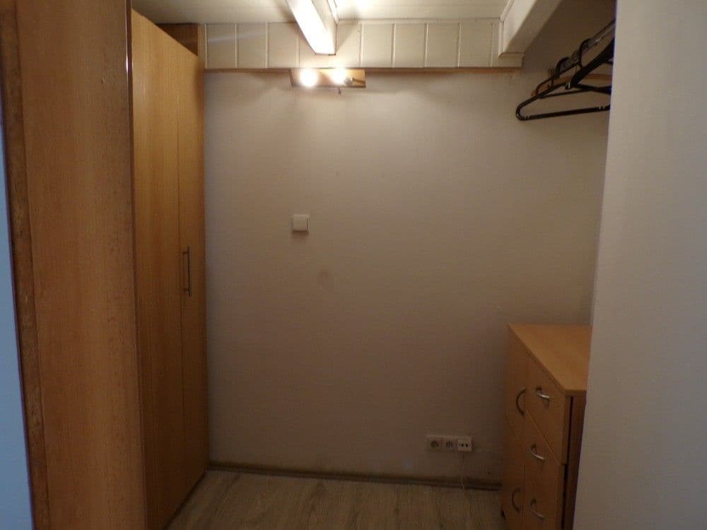 Prenájom bytu 1-izbový 40 m², Sokolovská, Karlovy Vary, Karlovarský kraj Prenájom bytu 1-izbový 40 m², Sokolovská, Karlovy Vary, Karlovarský kraj