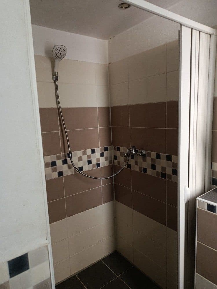 Prenájom bytu 1-izbový 40 m², Sokolovská, Karlovy Vary, Karlovarský kraj Prenájom bytu 1-izbový 40 m², Sokolovská, Karlovy Vary, Karlovarský kraj