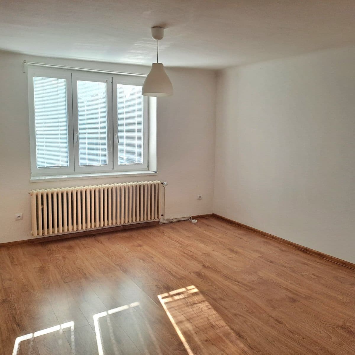 Prenájom bytu 2-izbový 70 m², Třtinová, Praha, Praha Prenájom bytu 2-izbový 70 m², Třtinová, Praha, Praha