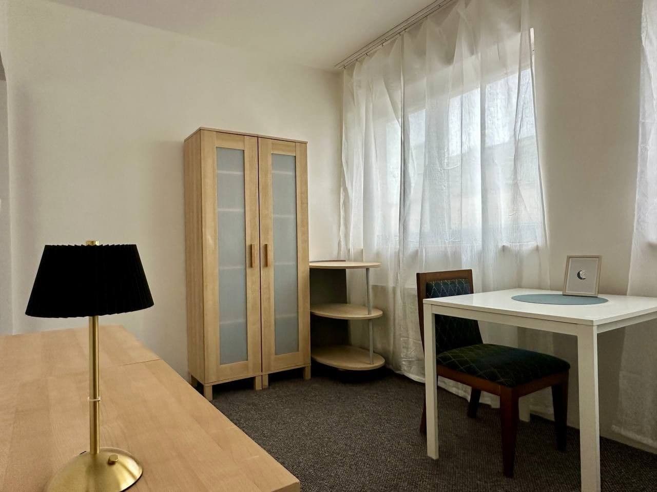 Prenájom bytu 3-izbový 85 m², Ivana Olbrachta, Kladno, Středočeský kraj Prenájom bytu 3-izbový 85 m², Ivana Olbrachta, Kladno, Středočeský kraj