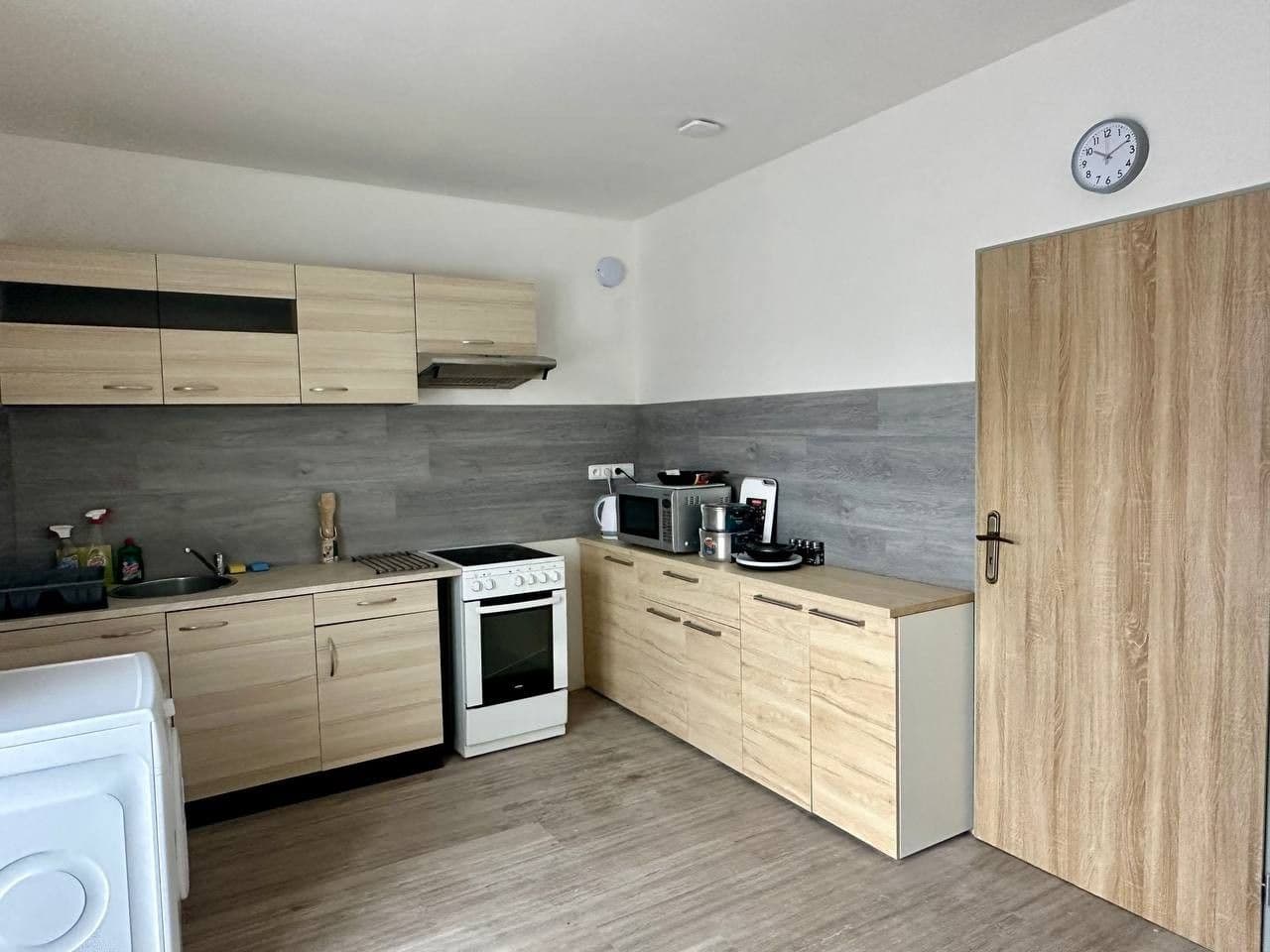 Prenájom bytu 3-izbový 85 m², Ivana Olbrachta, Kladno, Středočeský kraj Prenájom bytu 3-izbový 85 m², Ivana Olbrachta, Kladno, Středočeský kraj