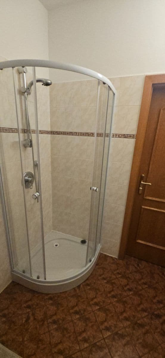 Prenájom bytu Garsoniéra 20 m², J. Štulíka, Zvole, Středočeský kraj Prenájom bytu Garsoniéra 20 m², J. Štulíka, Zvole, Středočeský kraj