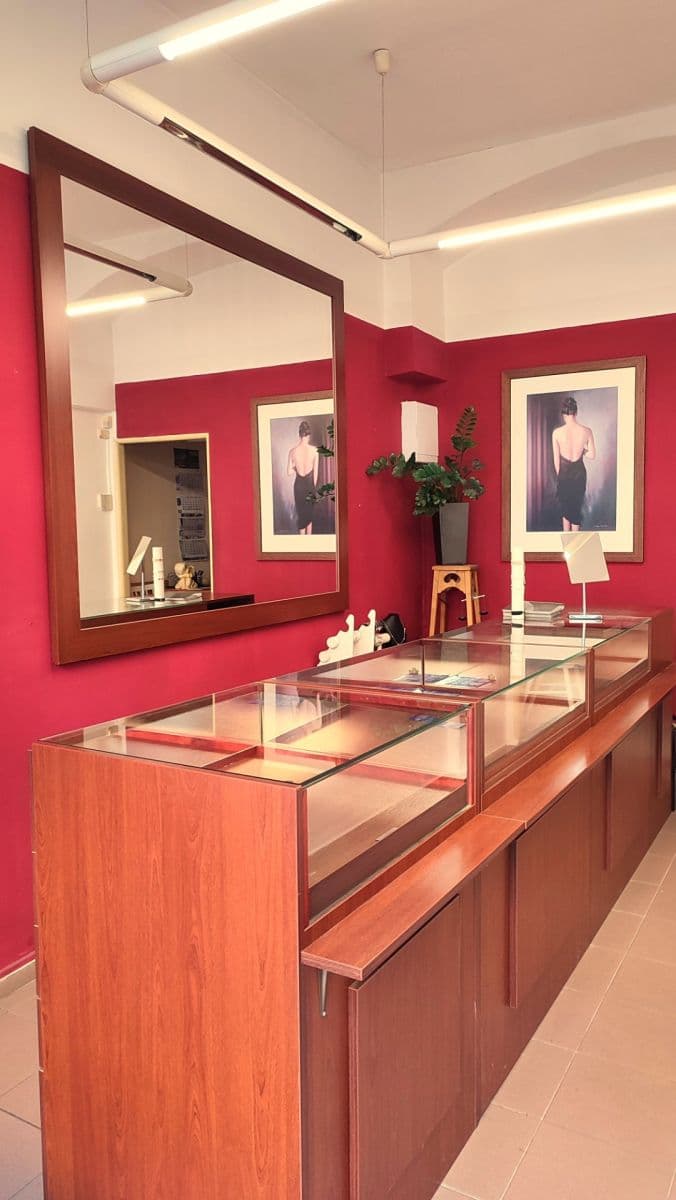 Prenájom nebytového priestoru 20 m², Smilova, Pardubice, Pardubický kraj Prenájom nebytového priestoru 20 m², Smilova, Pardubice, Pardubický kraj