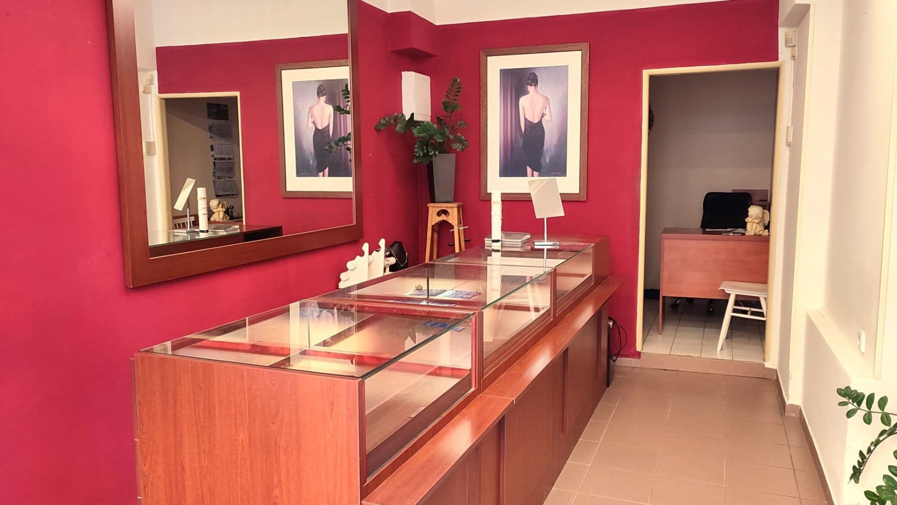 Prenájom nebytového priestoru 20 m², Smilova, Pardubice, Pardubický kraj Prenájom nebytového priestoru 20 m², Smilova, Pardubice, Pardubický kraj