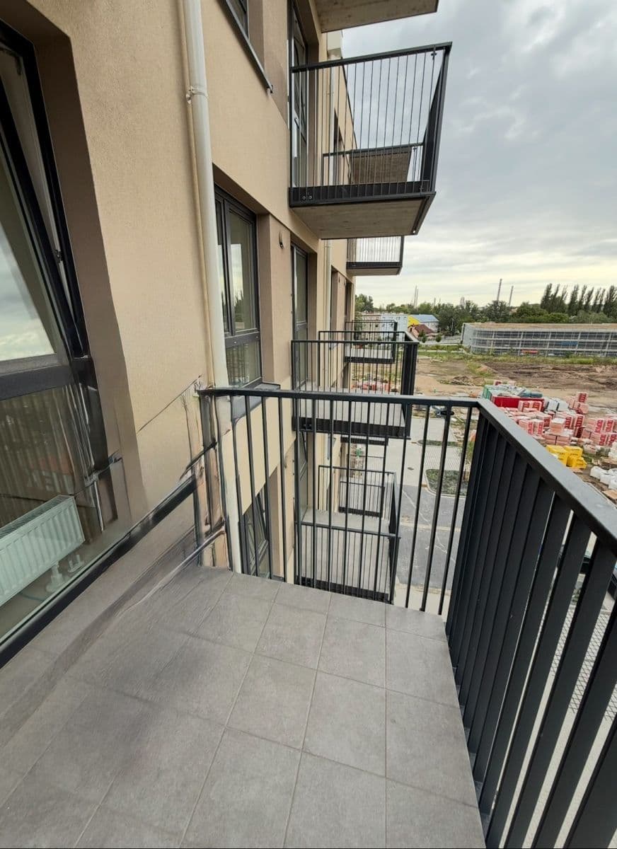 Prenájom bytu 2-izbový 37 m², Nádražní, Kralupy nad Vltavou, Středočeský kraj Prenájom bytu 2-izbový 37 m², Nádražní, Kralupy nad Vltavou, Středočeský kraj