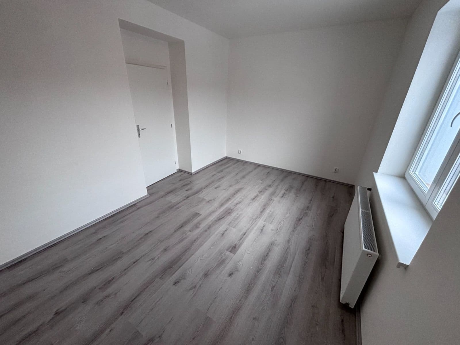 Prenájom bytu 2-izbový 35 m², Kladenská, Praha, Praha Prenájom bytu 2-izbový 35 m², Kladenská, Praha, Praha