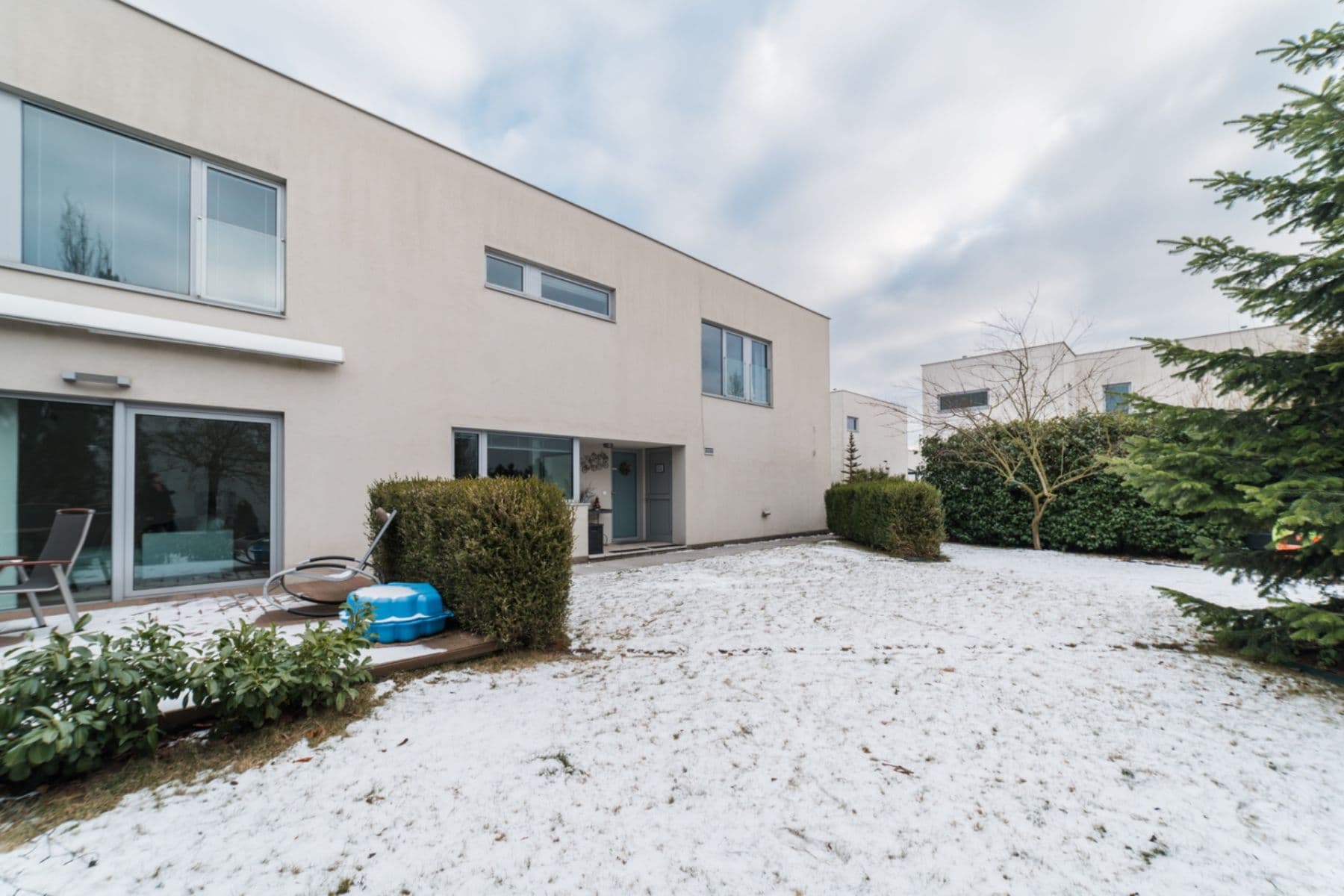 Predaj domu 139 m², pozemek 337 m², Terasy IV, Unhošť, Středočeský kraj Predaj domu 139 m², pozemek 337 m², Terasy IV, Unhošť, Středočeský kraj