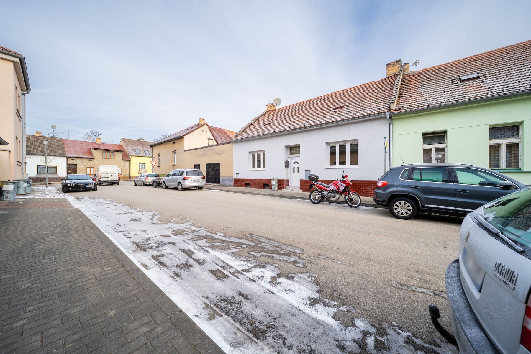 Predaj domu 109 m², pozemek 379 m², B. Martinů, České Budějovice, Jihočeský kraj Predaj domu 109 m², pozemek 379 m², B. Martinů, České Budějovice, Jihočeský kraj