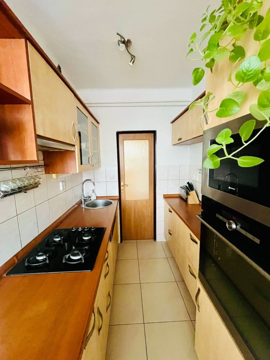 Prenájom bytu 3-izbový 73 m², Školní, Opatovice nad Labem, Pardubický kraj Prenájom bytu 3-izbový 73 m², Školní, Opatovice nad Labem, Pardubický kraj