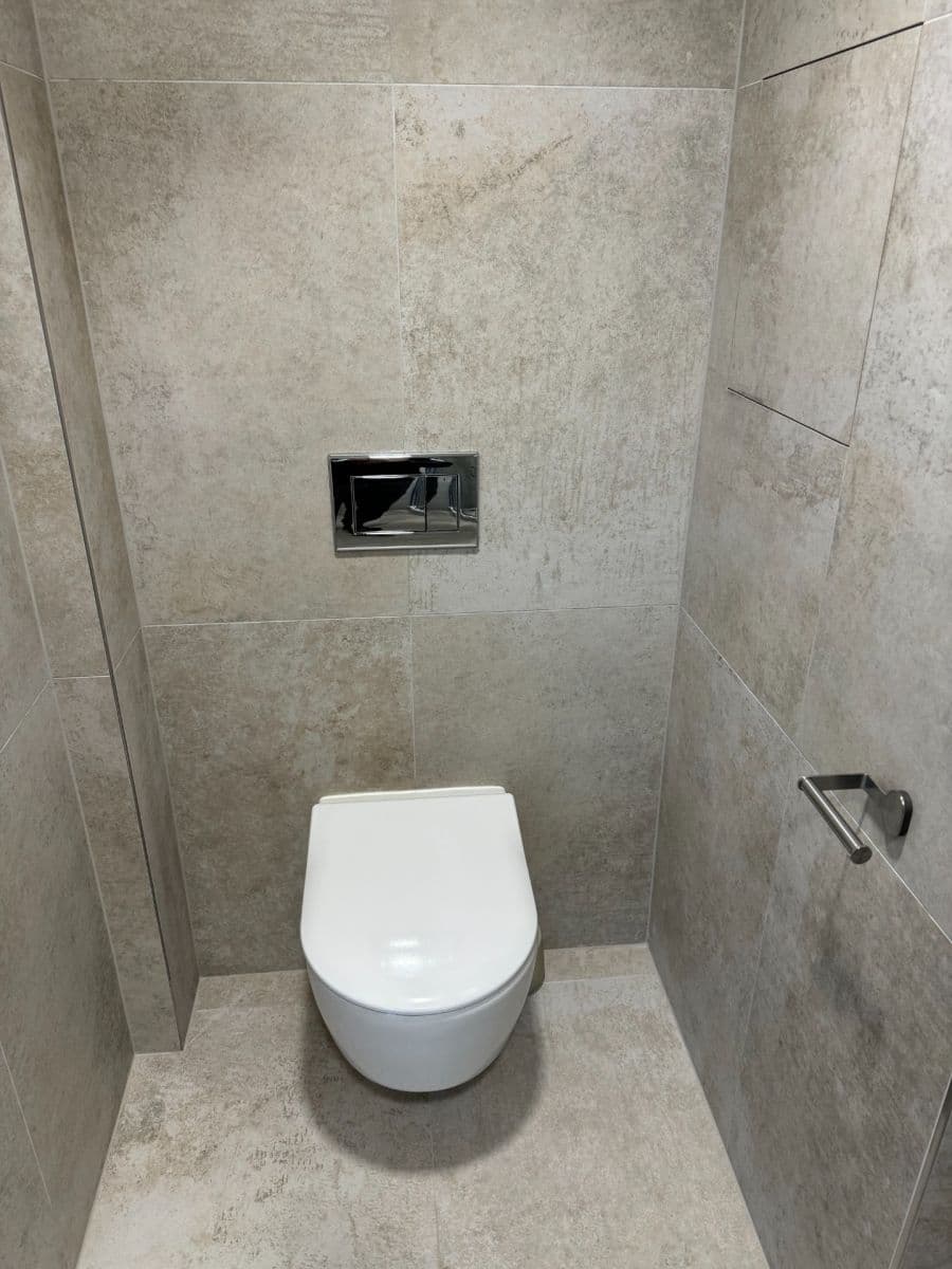 Prenájom bytu 1-izbový 35 m², Šrámkové, Praha, Praha Prenájom bytu 1-izbový 35 m², Šrámkové, Praha, Praha