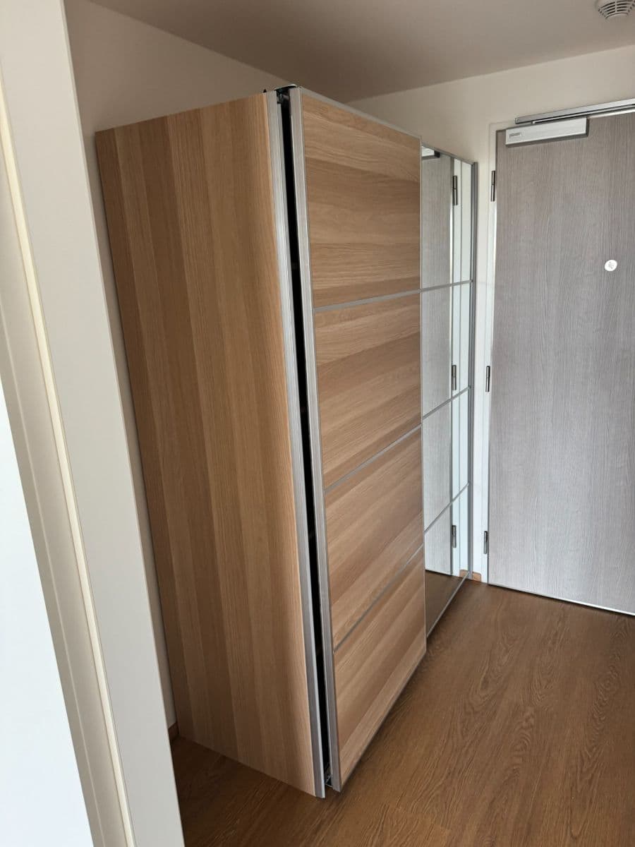 Prenájom bytu 1-izbový 35 m², Šrámkové, Praha, Praha Prenájom bytu 1-izbový 35 m², Šrámkové, Praha, Praha