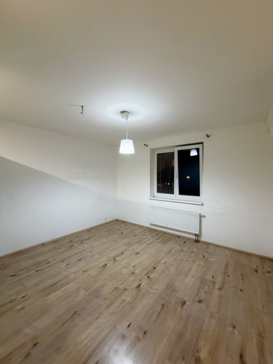 Prenájom bytu 2-izbový 65 m², Vyšehořovická, Nehvizdy, Středočeský kraj Prenájom bytu 2-izbový 65 m², Vyšehořovická, Nehvizdy, Středočeský kraj