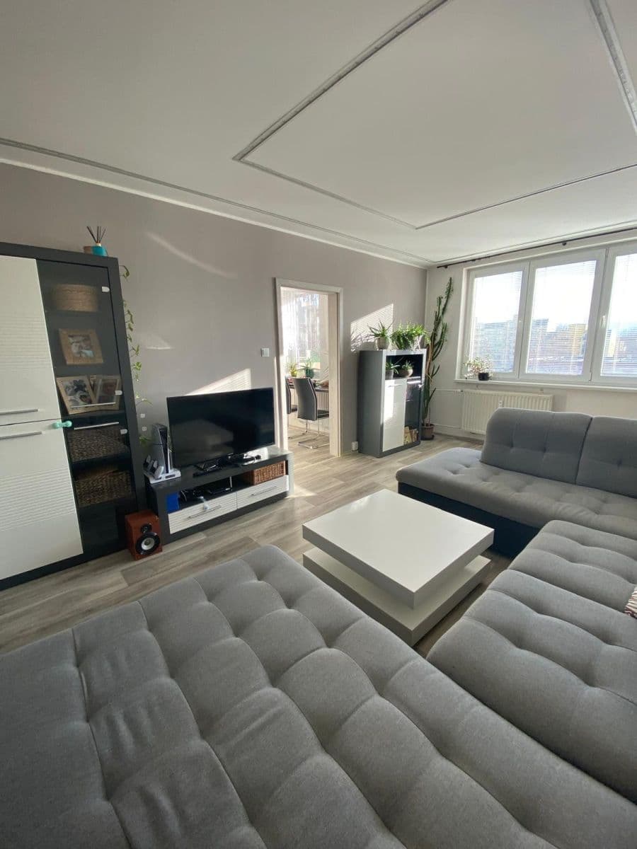 Predaj bytu 3-izbový 67 m², M. Chlajna, České Budějovice, Jihočeský kraj Predaj bytu 3-izbový 67 m², M. Chlajna, České Budějovice, Jihočeský kraj